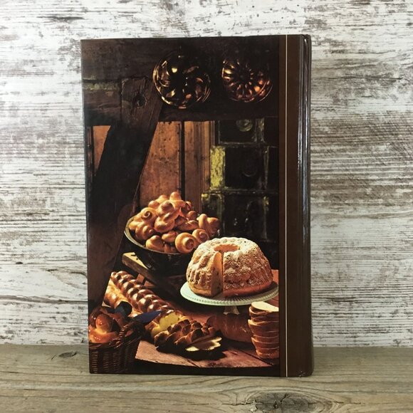 Readers Digest Secrets Of Better Cooking Hardcover 1977 Vintage Cookbook - Picture 2 of 10